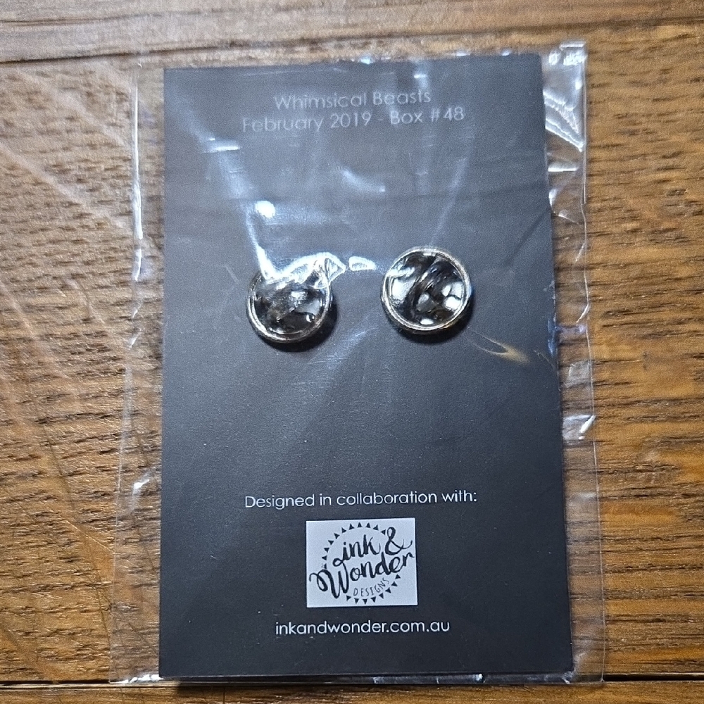 Owlcrate Phoenix Rider Club Brooch - Multicolor - Picture 4 of 4